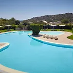 Üdülőközpont The Village Laguna Sardinia 4*