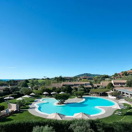 The Village Laguna Sardinia Resort 4*