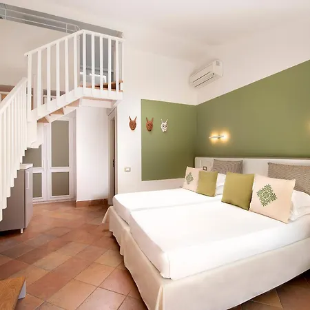 Laguna - Village 4*