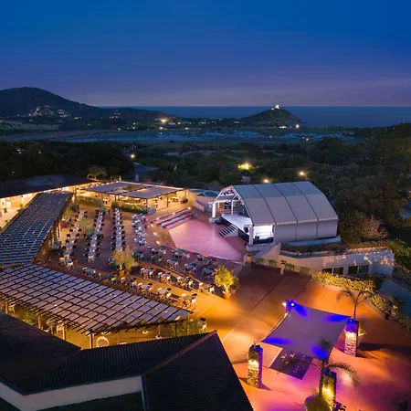 リゾート The Village Laguna Sardinia 4*