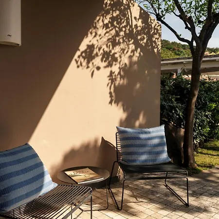 The Village Laguna Sardinia منتجع شيا