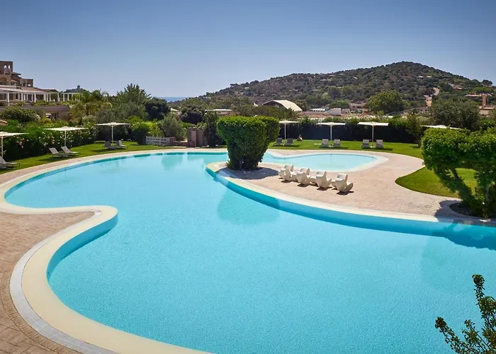 Курортный комплекс The Village Laguna Sardinia 4*