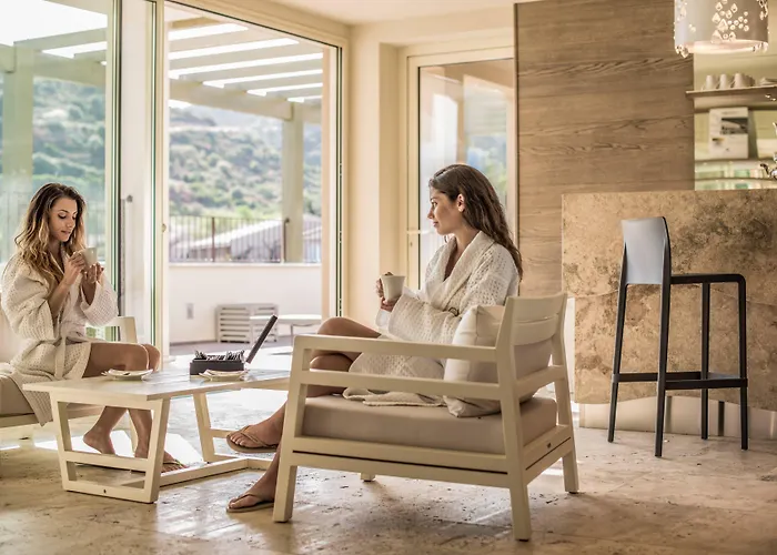 Курортный комплекс The Village Laguna Sardinia