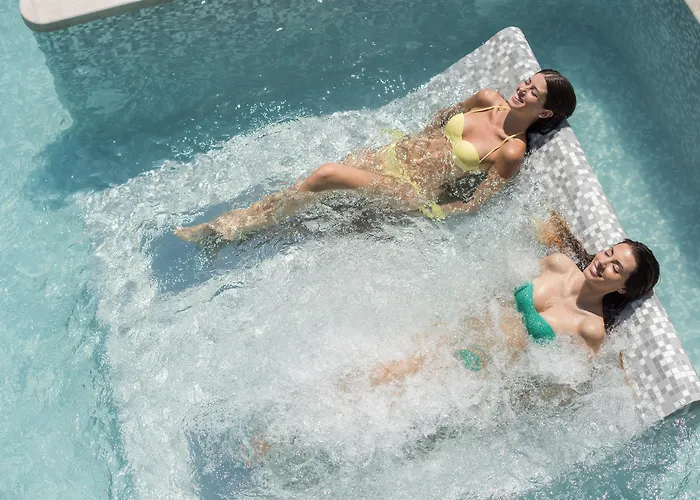 Курортный комплекс The Village Laguna Sardinia