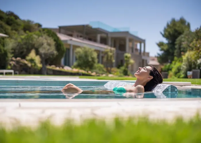 Курортный комплекс The Village Laguna Sardinia 4*